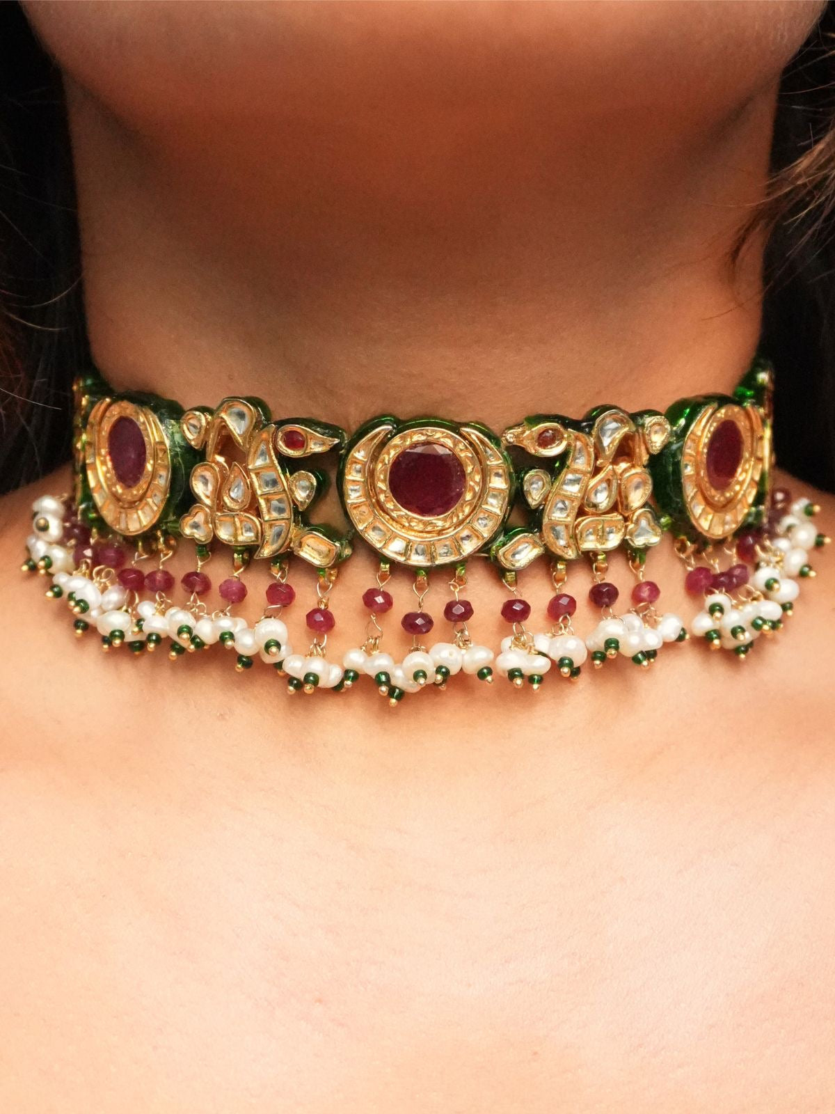 Nazrana Choker