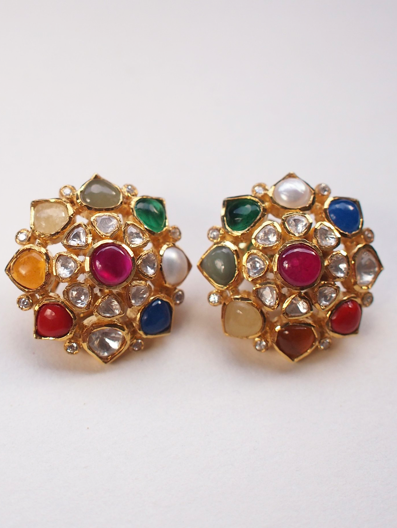 Navi Studs